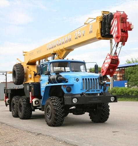 Возможности короткобазных кранов в Братске